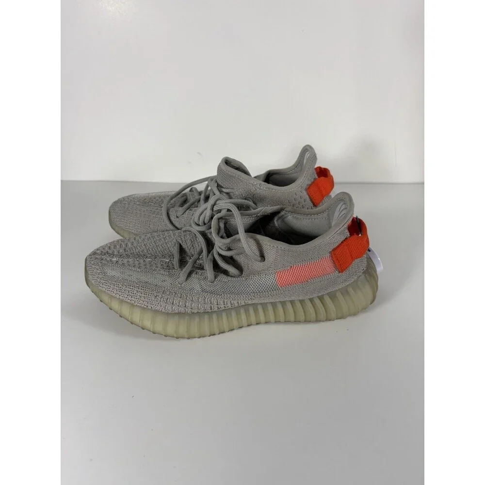 Adidas Yeezy Boost 350 V2 FX9017 Tail Light Grey Primeknit Sneakers Mens Sz 7.5